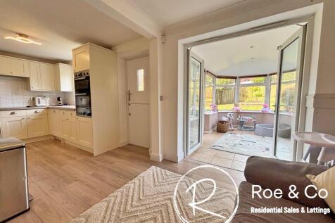 Kitchen/Family room
