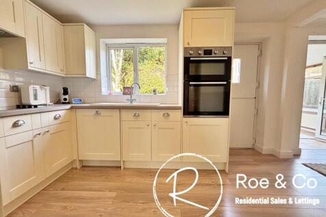 Kitchen/family room