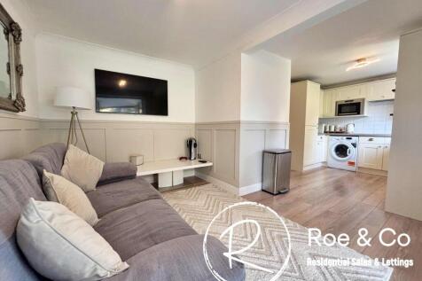 Kitchen/family room