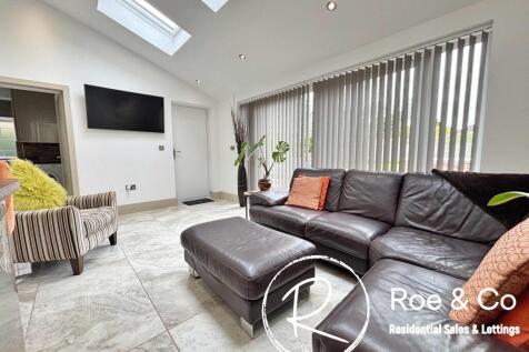 Kitchen/Family room
