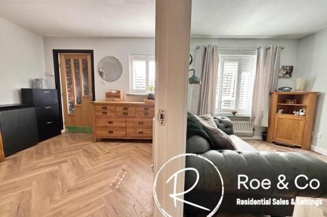 Dining room/living room