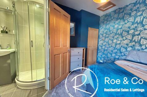 Bedroom two en-suite
