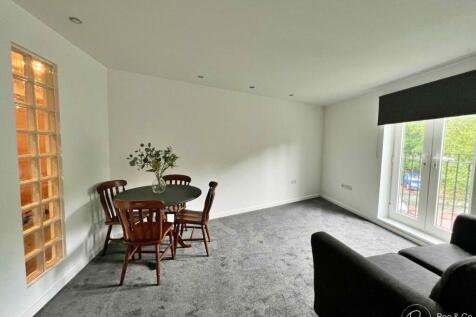 Diner/Living Room
