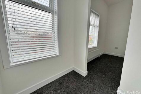 Walk-in Wardrobe