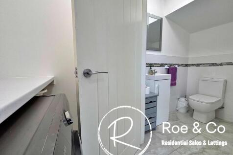 Utility room/downstairs W.C.