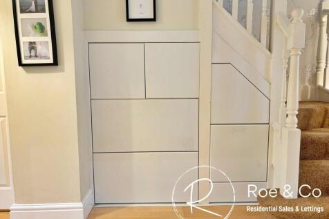 Storage within entrance hall