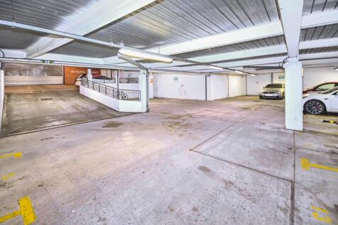 8 The Gallery Car Park.jpg