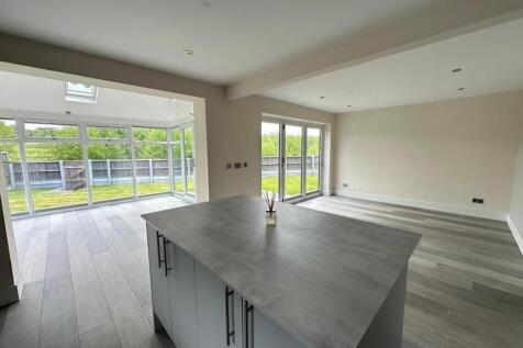 open plan lounge.jpg