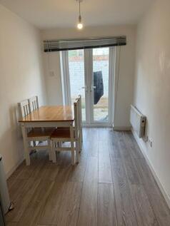 dining room.jpg