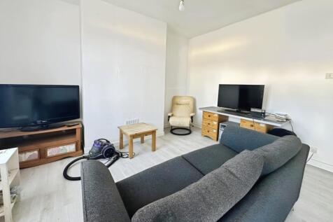 pbox-living_room-323482.jpeg