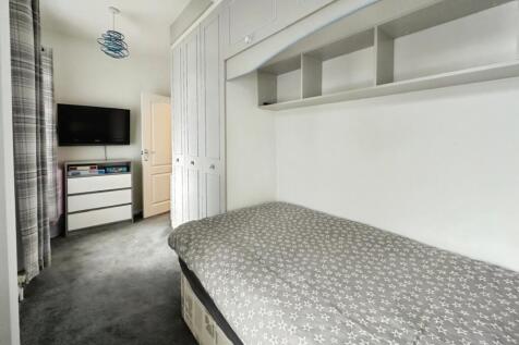 pbox-bedroom-333351.jpeg
