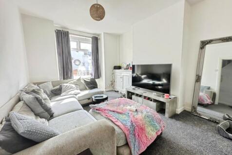 pbox-living_room-335191.jpeg
