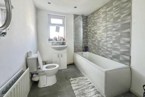 pbox-bathroom-335191.jpeg