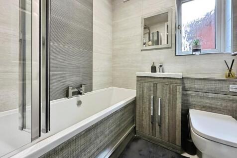 pbox-bathroom-341762.jpeg