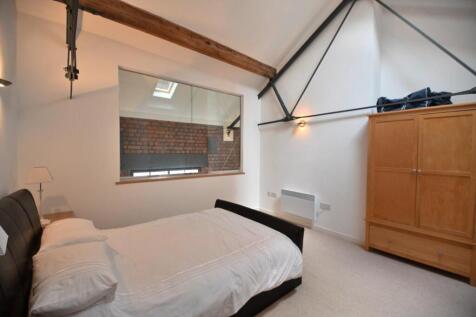 53 The Sorting Office Bedroom 1 (2).JPG