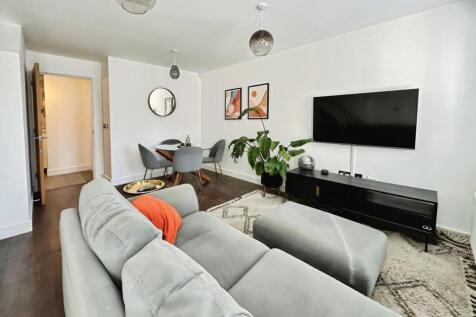 pbox-living_room-341761.jpeg