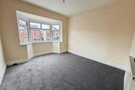 pbox-bedroom-347234.jpeg