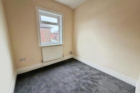 pbox-bedroom-347234.jpeg