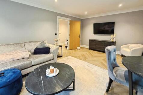 2e8951f7-WhatsApp 20Image 202025-10-21 20at 2015.2