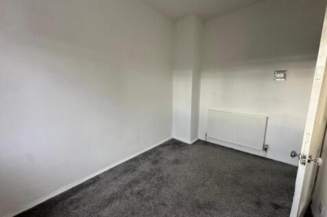 WhatsApp Image 2025-11-03 at 15.33.19 (8).jpeg