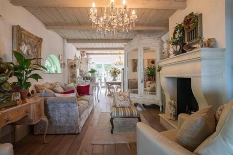 Open Plan Lounge/Dining Room