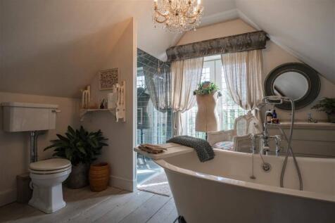 Bedroom Three/Master Bedroom with Luxury En-suite