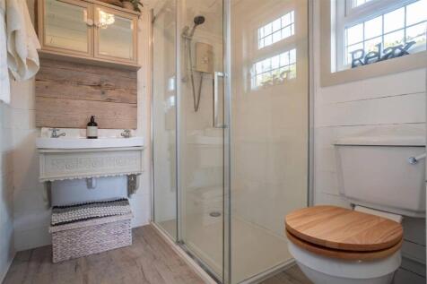 Shower Room/WC