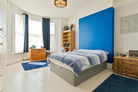 Front Bedroom (west) 2