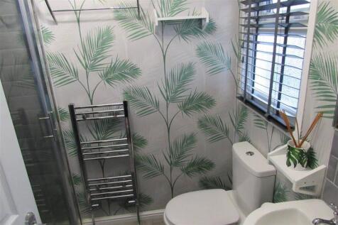 Shower Room / WC