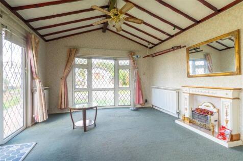 Front Lounge