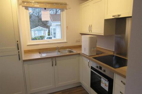 Open-Plan Lounge/Kitchen