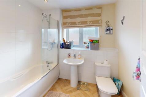 Bathroom (7).jpg