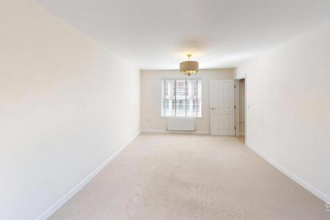 Lennard-Close-Living-Room-Defurnished.jpg