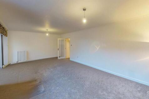 2-Bow-Fell-Living-Room-Defurnished 1.jpg