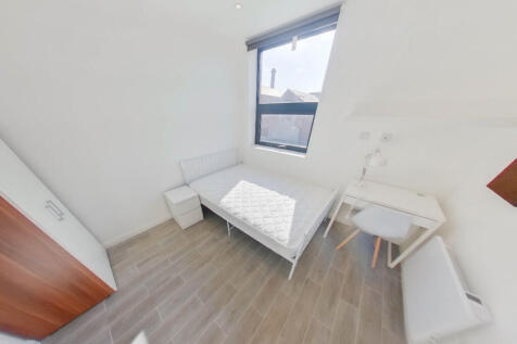 Screenshot 2025-0...