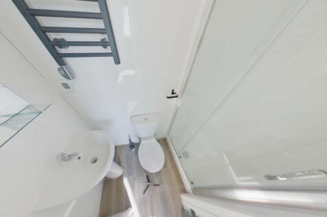 Screenshot 2025-0...