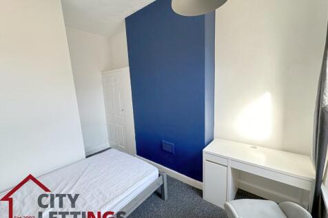 7AS - Bedroom 3 (...