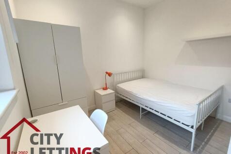 WhatsApp Image 20...