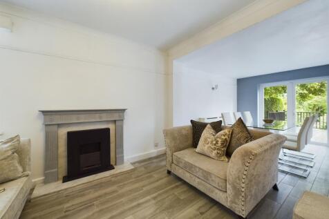 Family Room/Living Area
