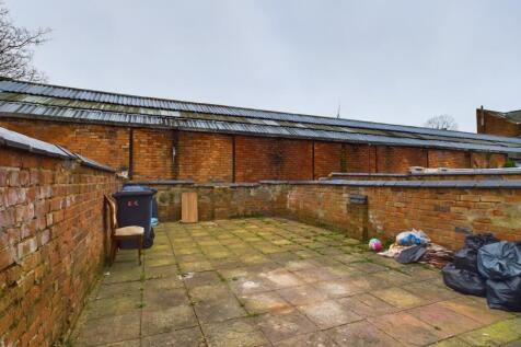 Rear Courtyard
