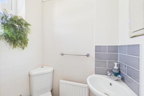 Cloakroom/WC
