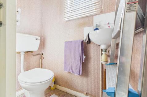 Separate WC