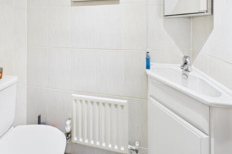 Cloakroom/WC
