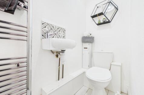 Separate WC
