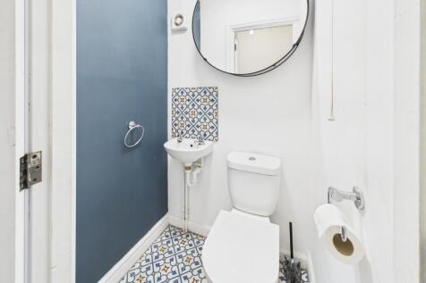 Separate WC