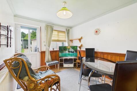 Reception Room/Dining Room