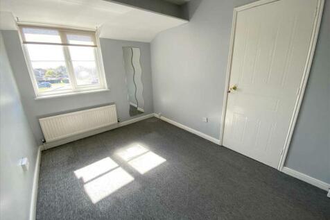 Bedroom 3: