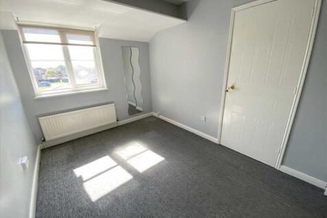 Bedroom 3:
