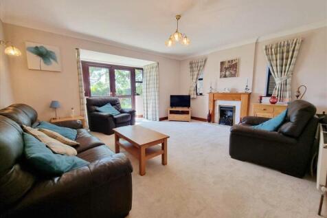 Lounge: