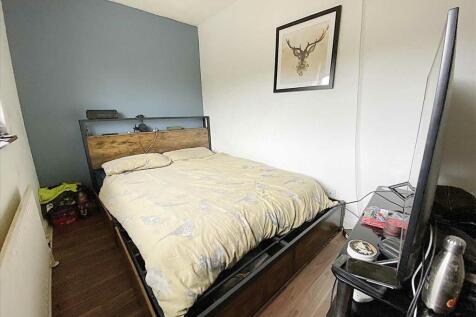 Bedroom 3: